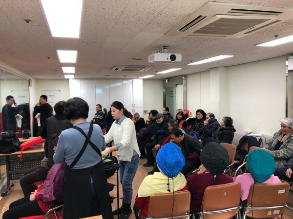 오늘사람많네