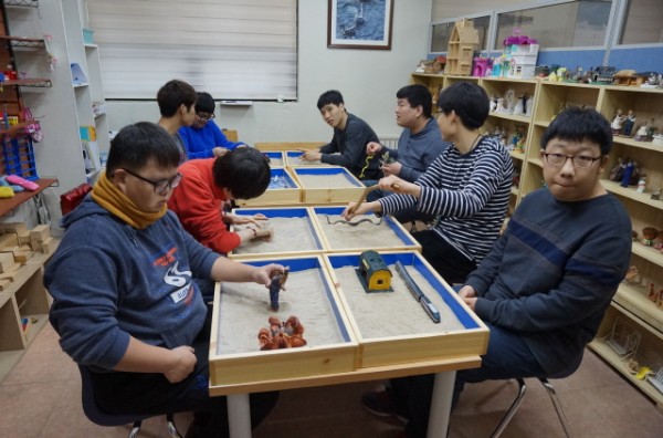 모래놀이치료
