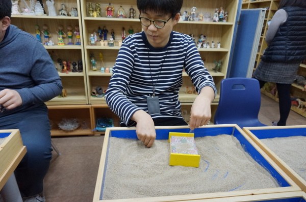 모래놀이치료