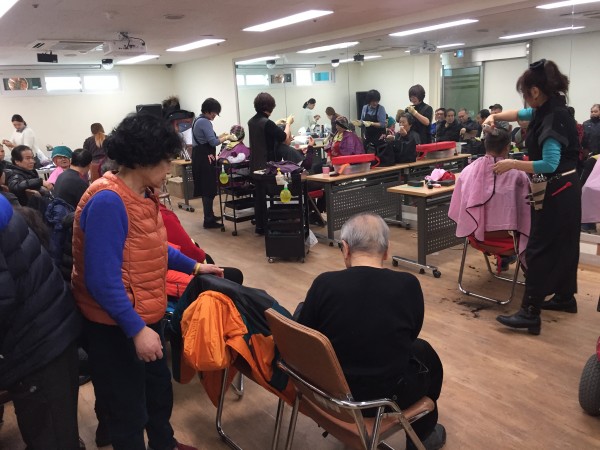 사람이많구나