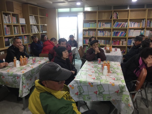 음식을기다리는중