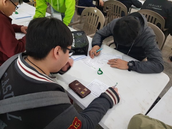 취업박람회참여모습입니다
