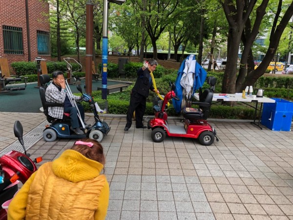 콤프레셔로세척중