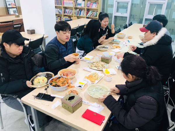 2019년 1월 12일 토요일 금천장애인종합복지관 4층에서 진행된 취업자운영위원회 및 자조모임2