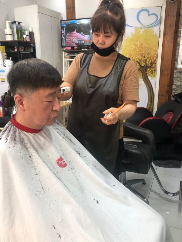 요즘 너무 더워요 시원하게 밀어주세요