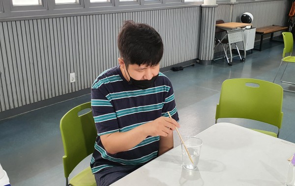 손 소독제 만드는 이룸아카데미 이용자