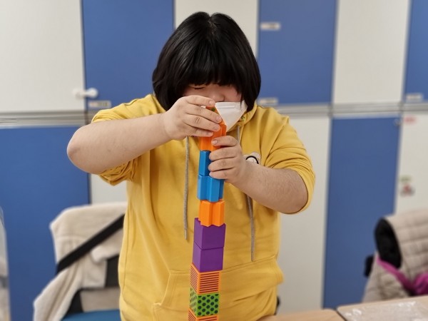 블럭쌓기 교구로 활동하고 있습니다