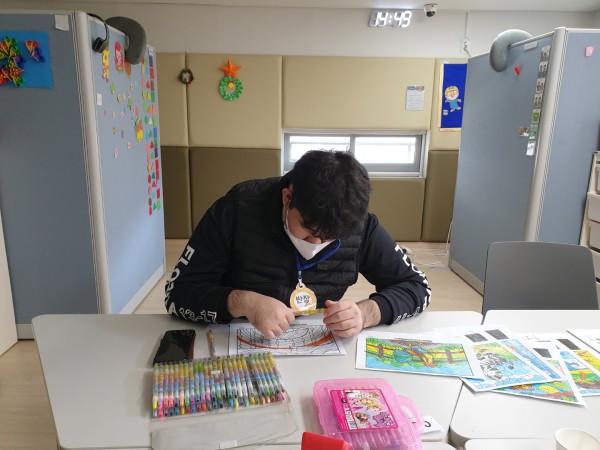 숫자에 맞춰 같은 색칠하기