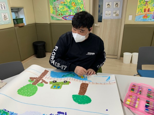 색종이 찢어 붙이기