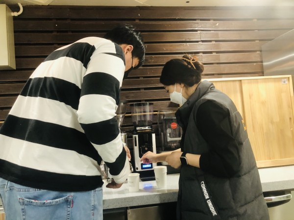 샷 추출하는 심화반 훈련생
