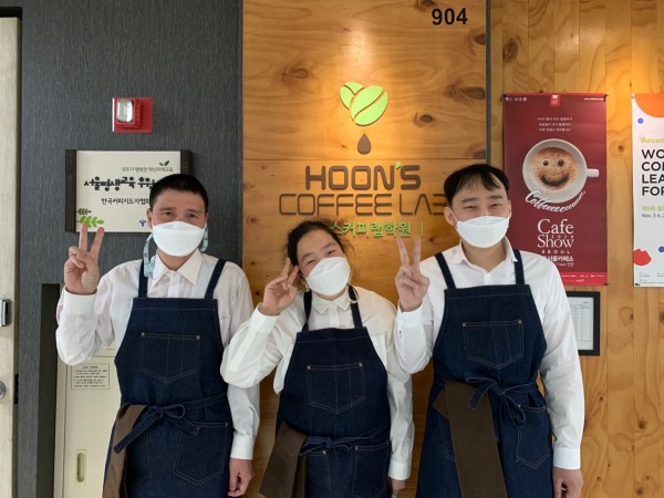 바리스타시험 합격 후 기념촬영