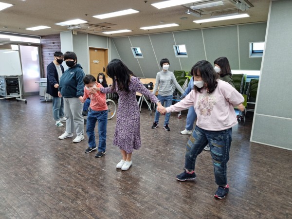 라온아카데미 건강체조 사진