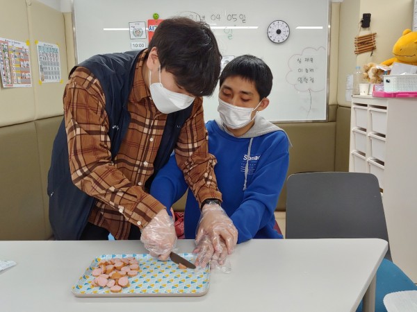 또띠아 피자 만들기