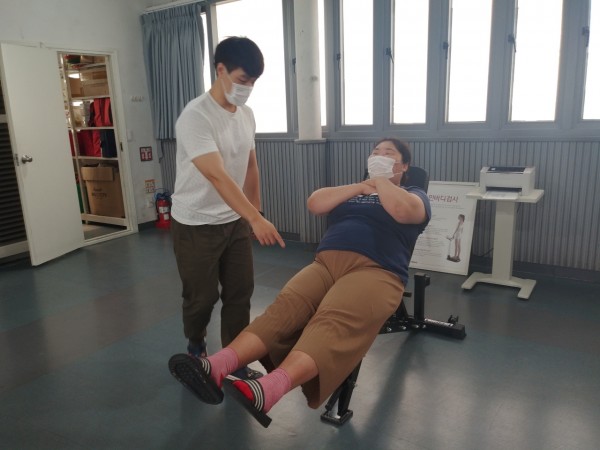 하체 운동 사진