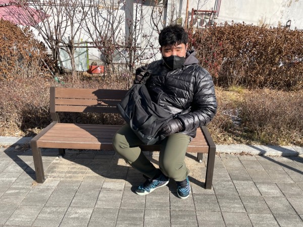 산책도중 휴식중인 이용인