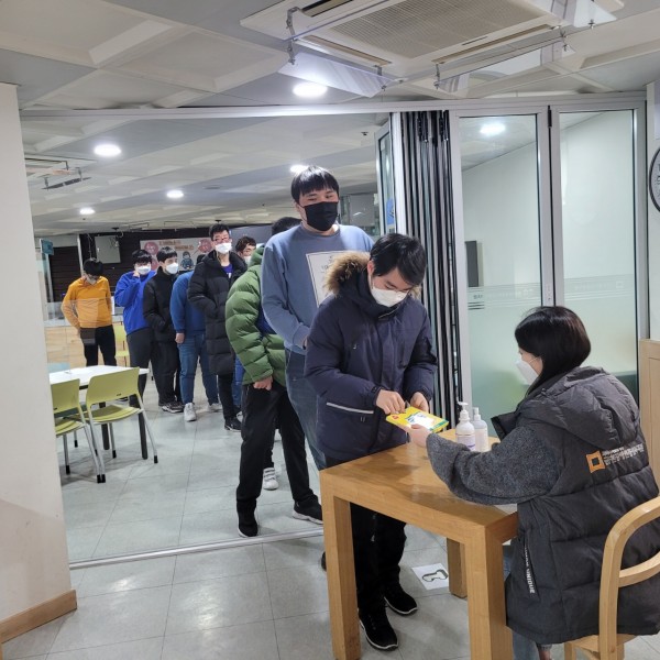선거를 직접해보는 시간을 가졌습니다.