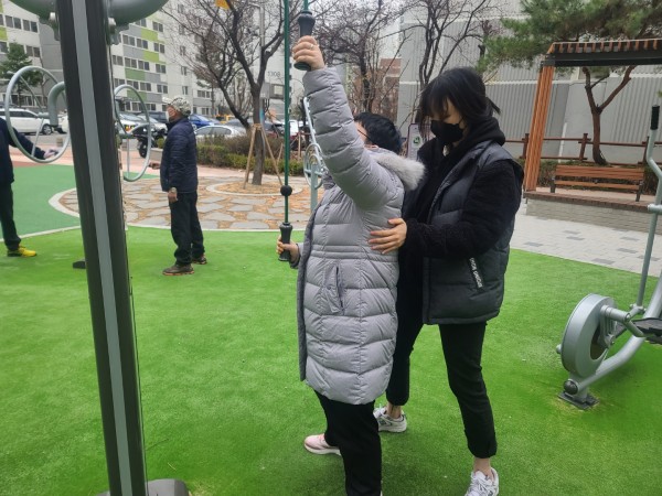 줄 당기기 운동