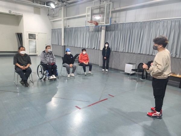 강사 소개