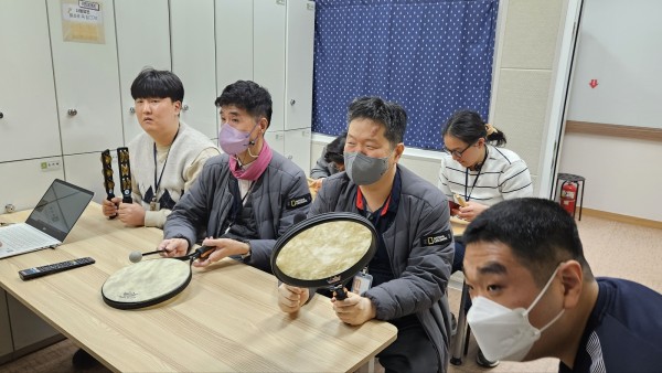 악기를 바꿔가면서 박자 맞추기