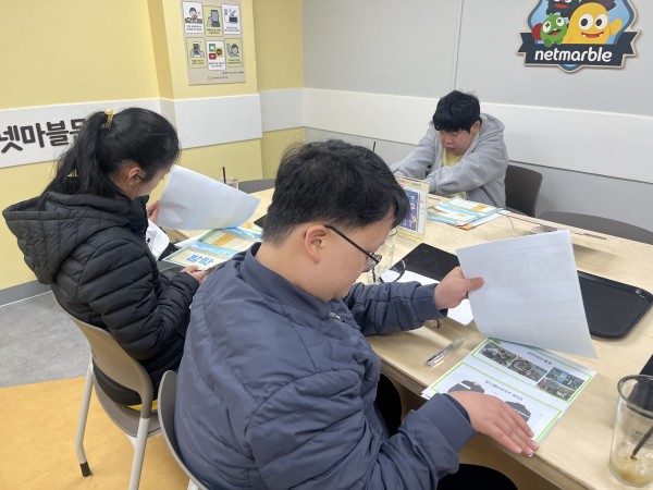 교육 일정과 내용에 대해 살펴봐요