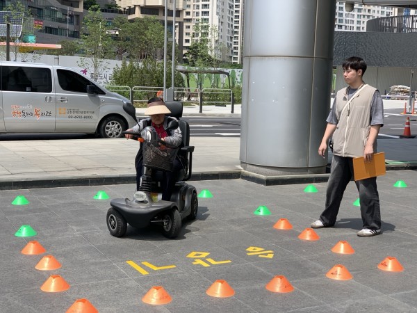 S자 코스 연습 중