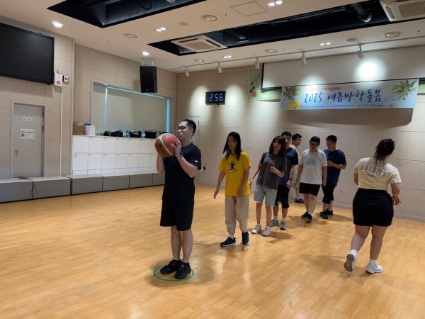 두발을 십일자스탠스 유지한 후 슛~노골