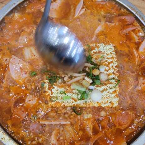 부대찌개모습