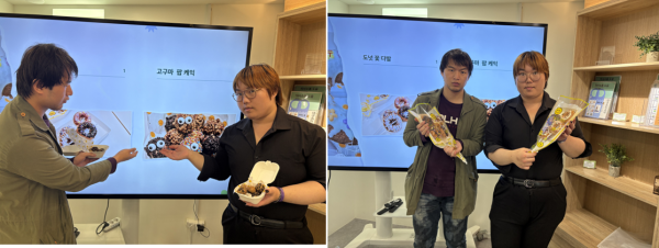 완성된 도넛꽃다발과 팝케익을 들고 함께 사진찍은 모습