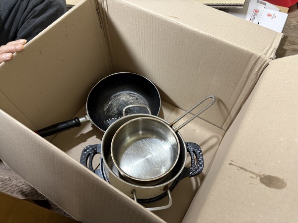 오래된 냄비 사진