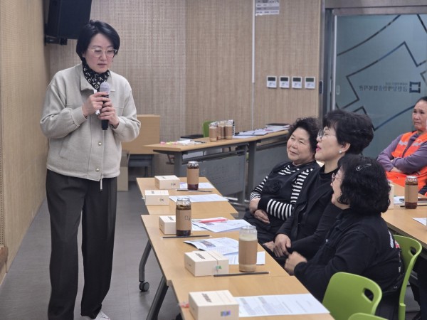 e9b4f6399bf3cd677db5063874071216_1764816