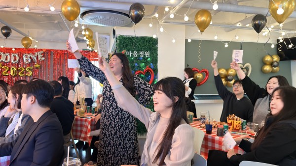 열심히퀴즈참여모습