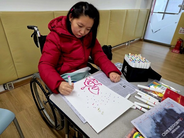 금빛2실-자유롭게 표현해요