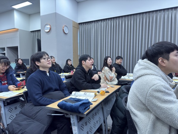 교육듣는모습