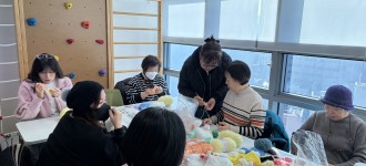 [행복뜨기 금빛공방] 실로 이어진 부모들의 동행