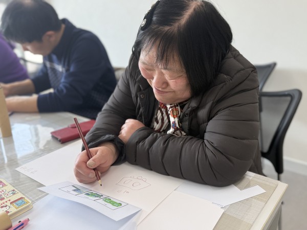 오미생태공원까지 어떻게 가는지 적는 모습