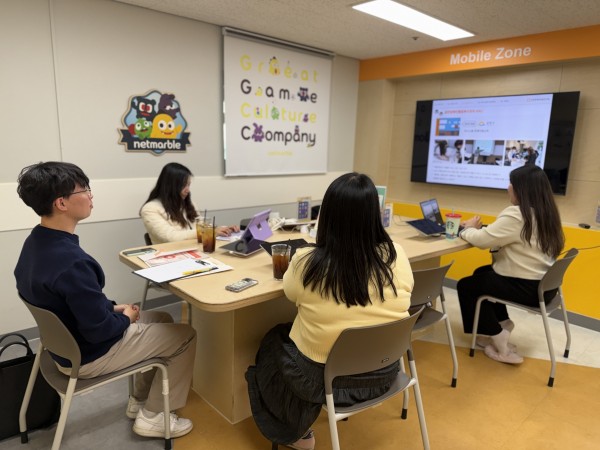 AAC 이론교육을 듣는 수원시장복 직원들의 모습