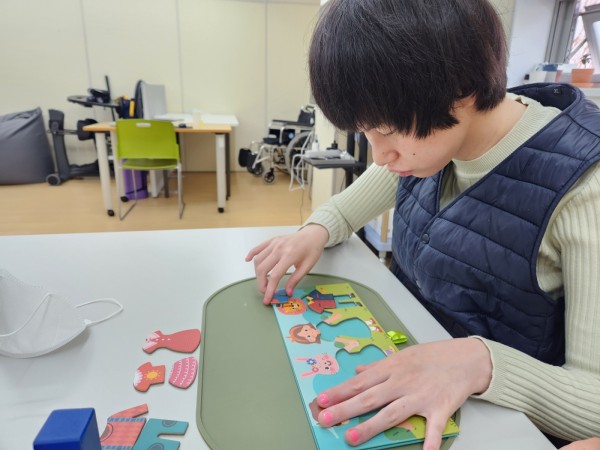 퍼즐 맞추기로 찾아보는 짝꿍 친구