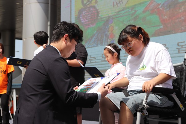 f2fae15816044811f7fbfcb1b64ec12e_1776674