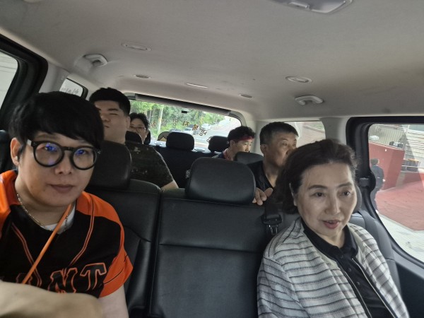 걱정되는 마음을 금새 잊고 즐거운 모습