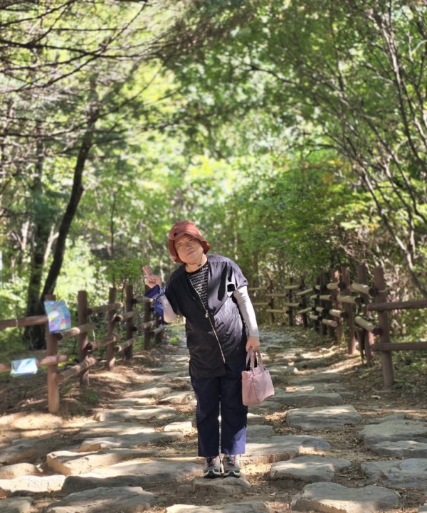 브이하고 찍은 내모습